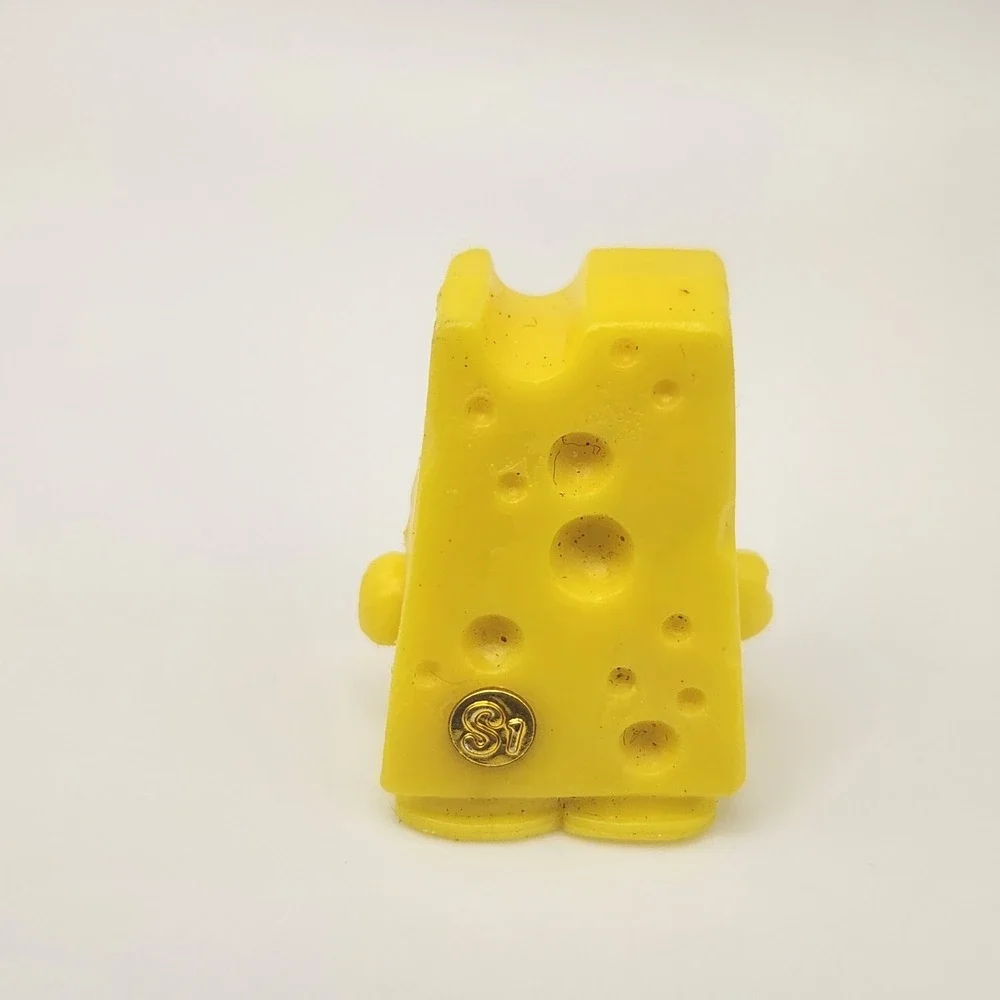 Shopkins Chee Zee Yellow Cheese Wedge Snap Charm Moose Figure Mini Toy Season 1